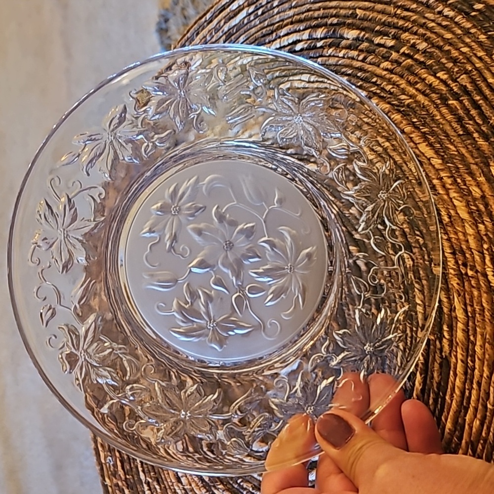 Vintage Fantasia Princess House #437 Set of 8 Glass Luncheon Plates Clear In Box
